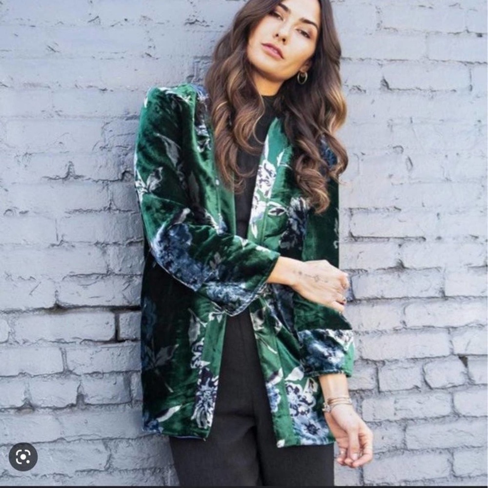 Anthropologie Eva Franco Green Velvet Bloom Floral Open Front Car Coat